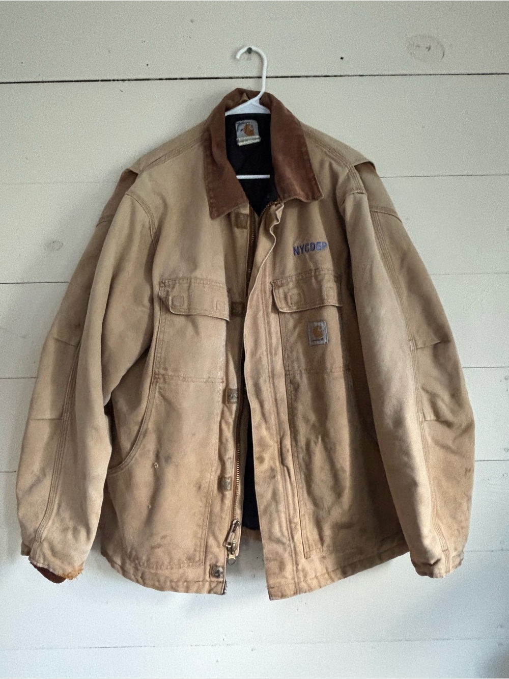 Carhartt Arctic Quilt C03 Insulated
Canvas Work Jacket Beige 44
Regular NYCDEP